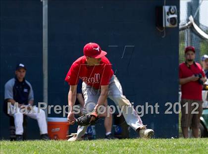 Thumbnail 3 in Eastport-South Manor vs Smithtown East - Section XI Class AA Playoffs photogallery.