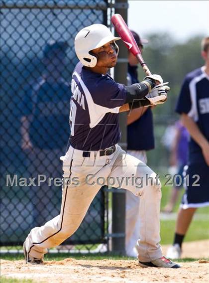 Thumbnail 2 in Eastport-South Manor vs Smithtown East - Section XI Class AA Playoffs photogallery.