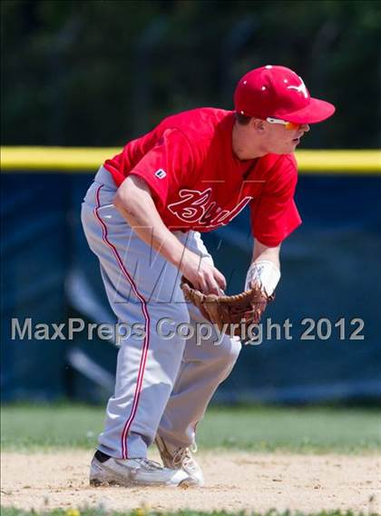 Thumbnail 2 in Eastport-South Manor vs Smithtown East - Section XI Class AA Playoffs photogallery.