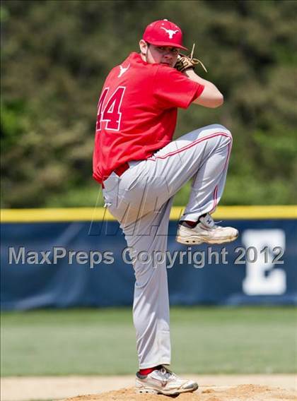 Thumbnail 2 in Eastport-South Manor vs Smithtown East - Section XI Class AA Playoffs photogallery.