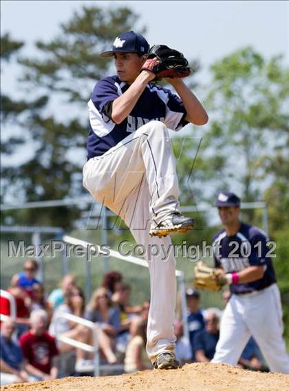 Thumbnail 2 in Eastport-South Manor vs Smithtown East - Section XI Class AA Playoffs photogallery.