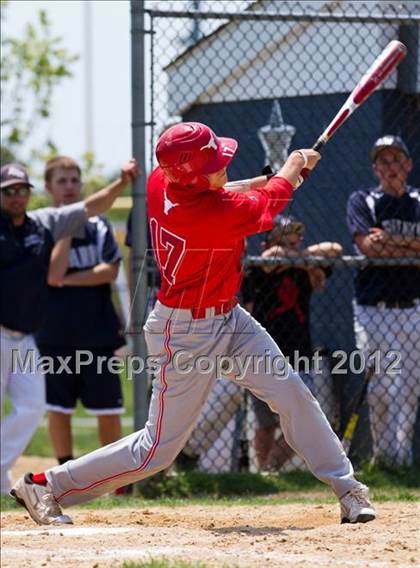 Thumbnail 2 in Eastport-South Manor vs Smithtown East - Section XI Class AA Playoffs photogallery.
