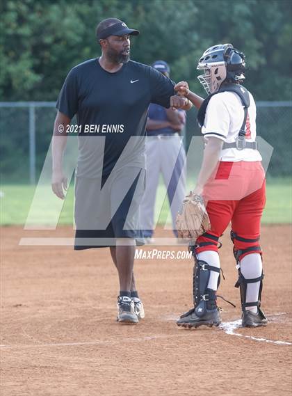 Thumbnail 2 in Dutchtown vs Miller Grove photogallery.