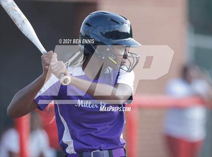 Thumbnail 1 in Dutchtown vs Miller Grove photogallery.