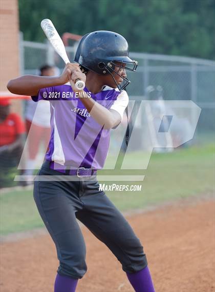 Thumbnail 3 in Dutchtown vs Miller Grove photogallery.