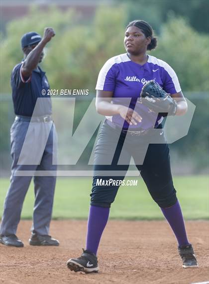 Thumbnail 1 in Dutchtown vs Miller Grove photogallery.