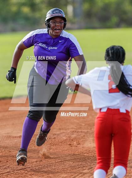 Thumbnail 2 in Dutchtown vs Miller Grove photogallery.