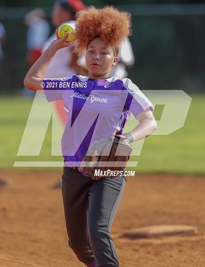 Thumbnail 3 in Dutchtown vs Miller Grove photogallery.
