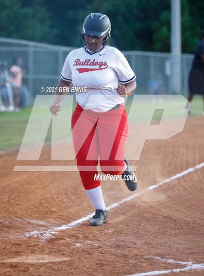 Thumbnail 3 in Dutchtown vs Miller Grove photogallery.