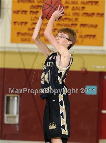 Thumbnail 1 in Golden Sierra @ Encina Prep photogallery.