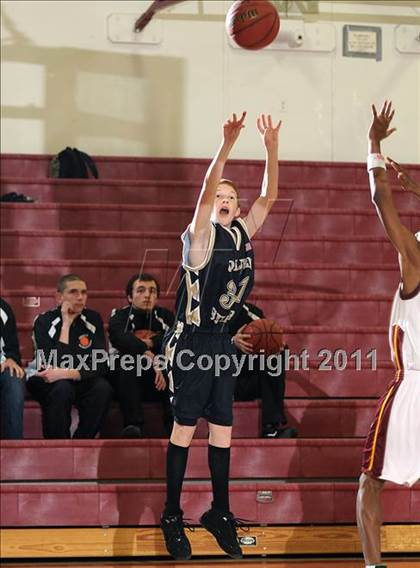 Thumbnail 3 in Golden Sierra @ Encina Prep photogallery.