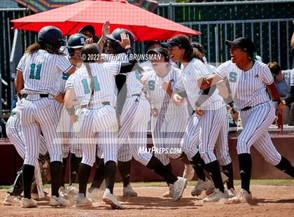 Thumbnail 3 in Sheldon vs. Lincoln (CIF SJS D1 Final) photogallery.