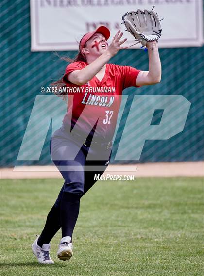 Thumbnail 1 in Sheldon vs. Lincoln (CIF SJS D1 Final) photogallery.