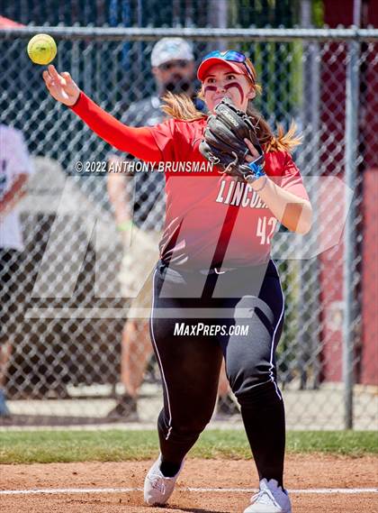 Thumbnail 1 in Sheldon vs. Lincoln (CIF SJS D1 Final) photogallery.