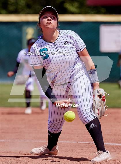 Thumbnail 3 in Sheldon vs. Lincoln (CIF SJS D1 Final) photogallery.