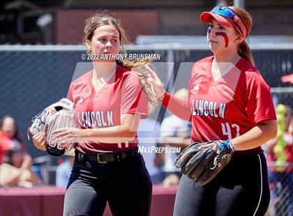 Thumbnail 2 in Sheldon vs. Lincoln (CIF SJS D1 Final) photogallery.
