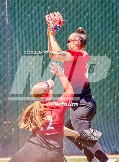 Thumbnail 3 in Sheldon vs. Lincoln (CIF SJS D1 Final) photogallery.