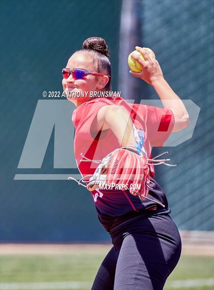 Thumbnail 2 in Sheldon vs. Lincoln (CIF SJS D1 Final) photogallery.