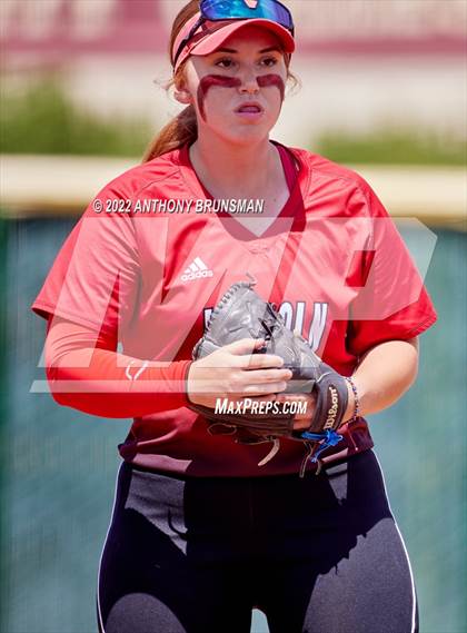 Thumbnail 3 in Sheldon vs. Lincoln (CIF SJS D1 Final) photogallery.