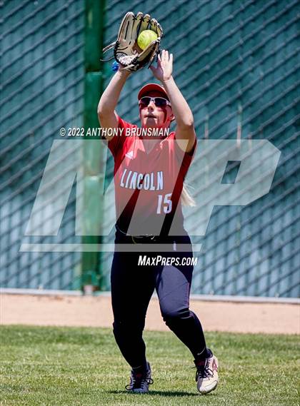 Thumbnail 1 in Sheldon vs. Lincoln (CIF SJS D1 Final) photogallery.