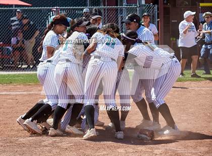 Thumbnail 3 in Sheldon vs. Lincoln (CIF SJS D1 Final) photogallery.