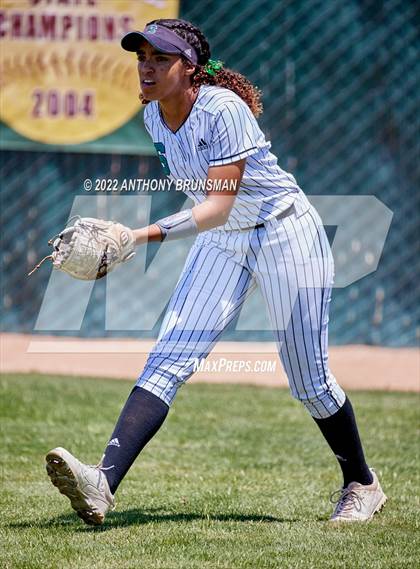 Thumbnail 2 in Sheldon vs. Lincoln (CIF SJS D1 Final) photogallery.