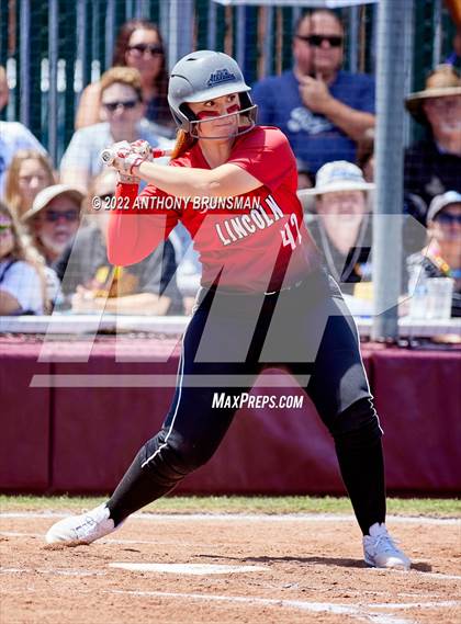Thumbnail 2 in Sheldon vs. Lincoln (CIF SJS D1 Final) photogallery.