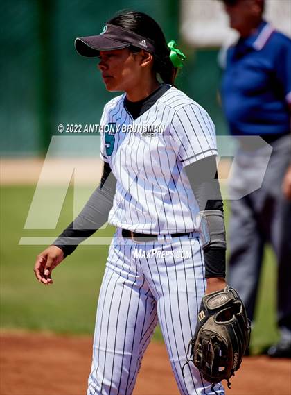 Thumbnail 3 in Sheldon vs. Lincoln (CIF SJS D1 Final) photogallery.