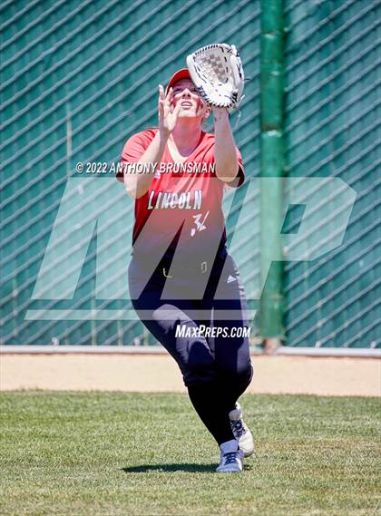 Thumbnail 3 in Sheldon vs. Lincoln (CIF SJS D1 Final) photogallery.