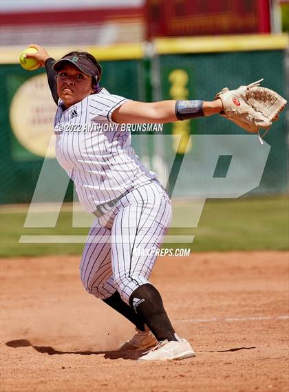 Thumbnail 3 in Sheldon vs. Lincoln (CIF SJS D1 Final) photogallery.