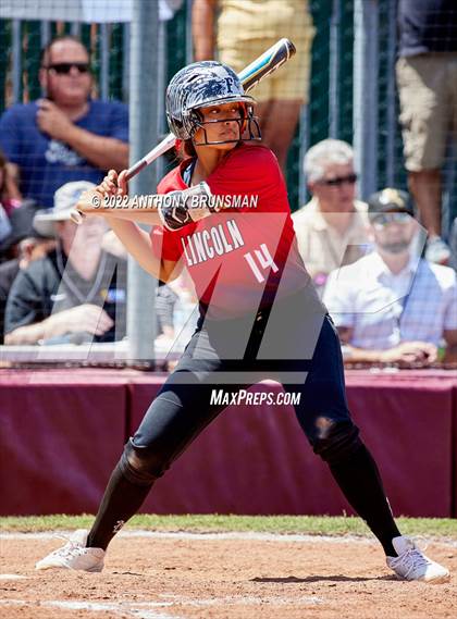 Thumbnail 1 in Sheldon vs. Lincoln (CIF SJS D1 Final) photogallery.