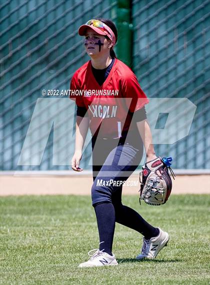Thumbnail 2 in Sheldon vs. Lincoln (CIF SJS D1 Final) photogallery.