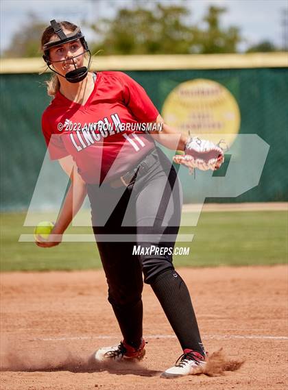 Thumbnail 1 in Sheldon vs. Lincoln (CIF SJS D1 Final) photogallery.