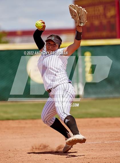 Thumbnail 2 in Sheldon vs. Lincoln (CIF SJS D1 Final) photogallery.