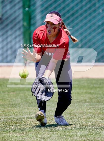 Thumbnail 3 in Sheldon vs. Lincoln (CIF SJS D1 Final) photogallery.