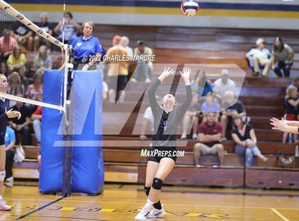 Thumbnail 1 in Midway @ Cape Fear photogallery.
