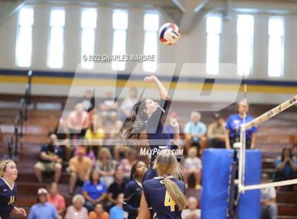 Thumbnail 2 in Midway @ Cape Fear photogallery.