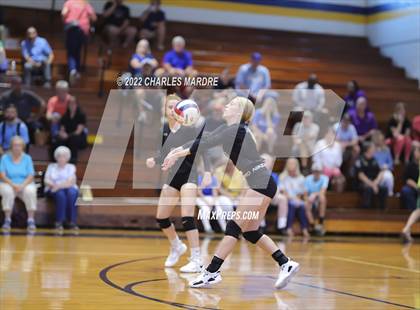 Thumbnail 3 in Midway @ Cape Fear photogallery.