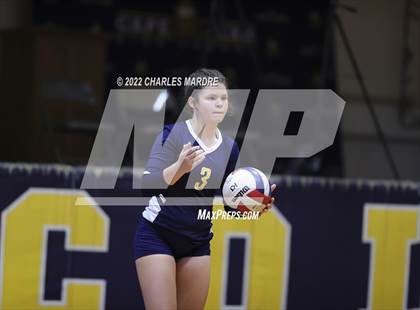 Thumbnail 1 in Midway @ Cape Fear photogallery.