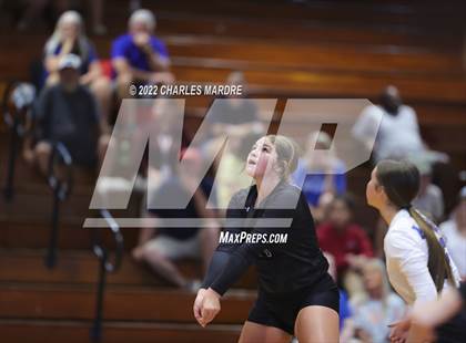 Thumbnail 3 in Midway @ Cape Fear photogallery.
