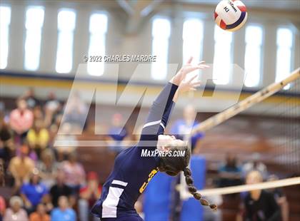 Thumbnail 1 in Midway @ Cape Fear photogallery.