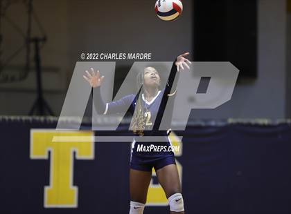 Thumbnail 3 in Midway @ Cape Fear photogallery.