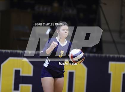 Thumbnail 2 in Midway @ Cape Fear photogallery.