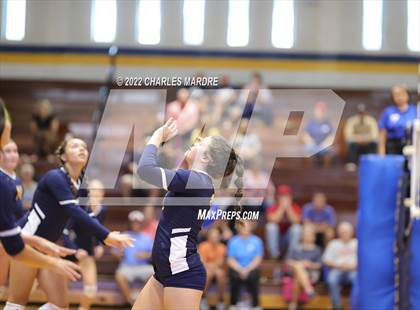 Thumbnail 2 in Midway @ Cape Fear photogallery.