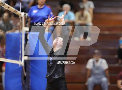 Thumbnail 2 in Midway @ Cape Fear photogallery.