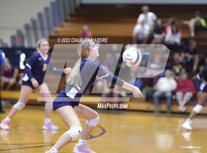 Thumbnail 1 in Midway @ Cape Fear photogallery.