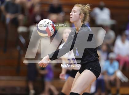 Thumbnail 1 in Midway @ Cape Fear photogallery.