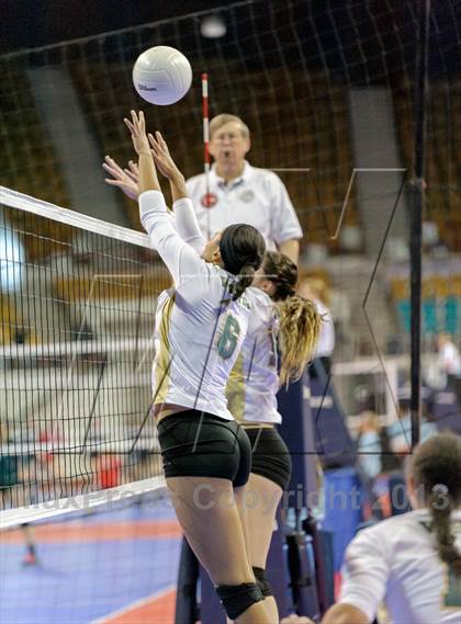 Thumbnail 3 in Mountain Vista vs. Cherry Creek (CHSAA 5A Pool IV) photogallery.