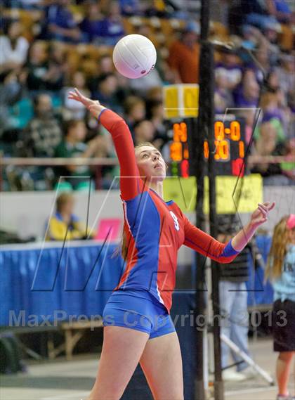 Thumbnail 2 in Mountain Vista vs. Cherry Creek (CHSAA 5A Pool IV) photogallery.