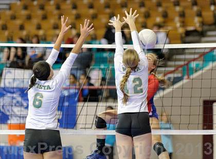 Thumbnail 3 in Mountain Vista vs. Cherry Creek (CHSAA 5A Pool IV) photogallery.